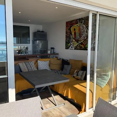 T3 Les Pieds Dans L'eau, Plage Du Cros, Vue Mer Apartment
