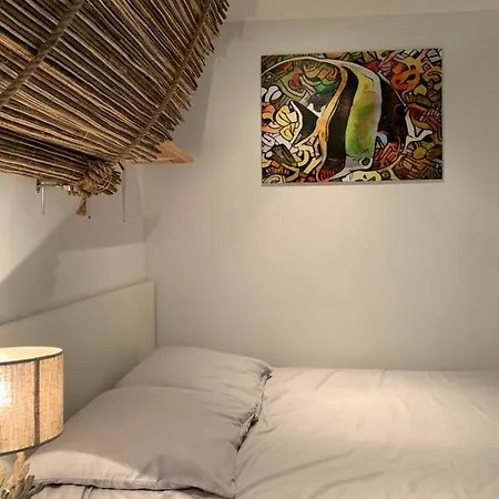 Apartment T3 Les Pieds Dans L'eau, Plage Du Cros, Vue Mer Six-Fours-les-Plages